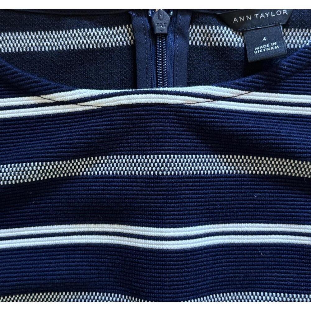 Ann Taylor Blue And White Striped Stretch Dress Size 4 - Picture 5 of 5
